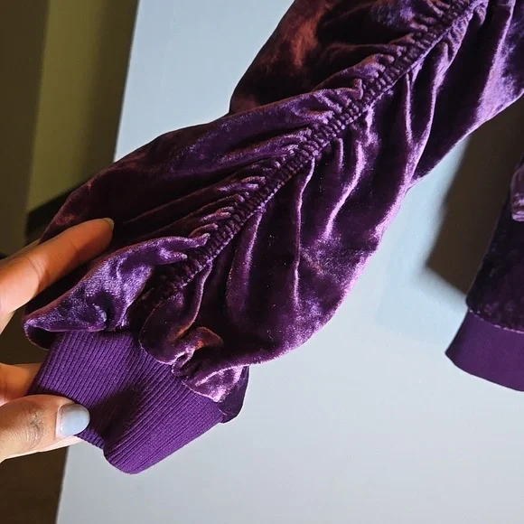 Rebecca Minkoff Kaya Velvet Ruched Sleeved Back Zip Rayon Viscose Bomber Jacket - Picture 8 of 15